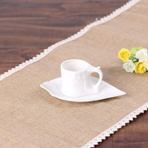 Party Decoration 1pcs/Lot Jute Table Runner With White Spets för bröllop 275 cm 30 cm