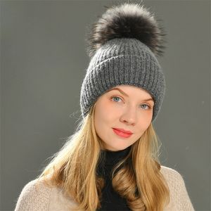 BeanieSkull Caps Wide Brim Hats Bucket Hats Winter Hat Cashmere Knitted Beanie Big Real Fur Pom Top Beanie High Quality Girls Women Bonnet Winter Hats for 220927