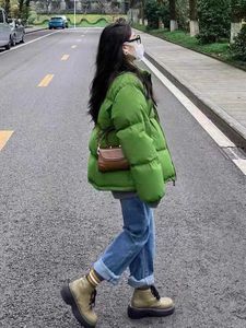 Piumino da donna Parka verde Piumino corto colletto alla coreana Abiti invernali del sud Cappotto da pane da coppia oversize sciolto