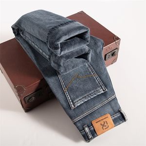 Mens Jeans Klasik Retro Mens artı kadife yastıklı streç gevşek düz gündelik kot pantolonlar erkek kış sıcak polar pantolon 220928