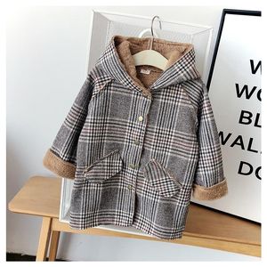 Coat Girl en Baby Clothes Winter Clothing Net Red Foreign Air Plus Velvet Thickened Plaid Long sleeved Warm 220927