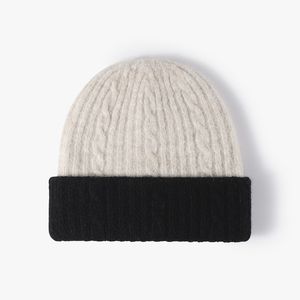 2022 Newst Couples hatt stickad hatt vinter utomhus dubbel lager varmt tjockt öronskydd mode lapptäcke färg