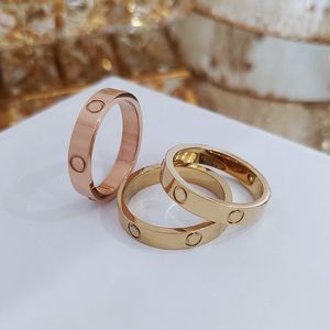 Zilvergouden vergulde designer ringen luxe liefdesring sieraden voor mannen en vrouw cjeweler populaire eenvoudige diamant valentijnsdag verlovingsringen