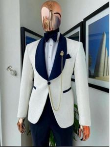 Настоящие фото цвета слоновой кости Пейсли жених смокинги шаль воротник Для мужчин вечерние деловые костюмы выпускного вечера блейзер платье настроить W1499
