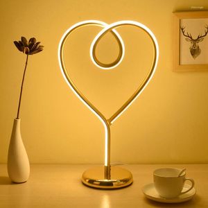 Tischlampen Kreative Kunst Herzform Lampe gebogener LED-Schreibtisch für Schlafzimmer Wohnzimmer Büro Nachttisch Bücherregal