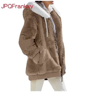 Women's Fur Faux Europe och America Autumn Winter Loose Plush Long Sleeve Zipper Pocket Hooded Warm Retro Quilt 220927