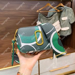 Mode axelpåsar designer crossbody hög läder handväska stor kapacitet plånbok mini pochette klassisk korskropp canvas rem lady handväskor resor handväska