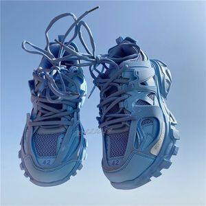 Tasarımcı Lüks Kadınlar Erkek Günlük Ayakkabı Track 3.0 LED Spor Sneaker Lighted Gomma Deri Eğitmeni Naylon Baskılı Platform Spor Sabahları Erkekler Işık Eğitimleri Ayakkabı 36-45 Z52