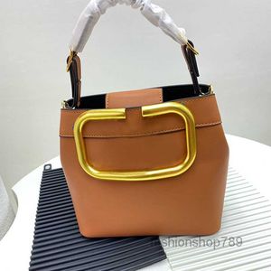 Abendtaschen Tasche Hochwertige Tote Frauen Umhängetaschen Schulterhandtasche Goldener Buchstabe Magnetische Schnalle Klappe Metallbeschläge Abnehmbare Schultertasche