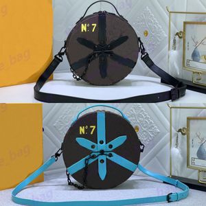 10a L Bag Cross Body Wheel Bags Circular Hatbox Trunk Chauffeur M59706 Man Women Round Cake Tire Purse ångkedja Monogram Axelkorsskropp