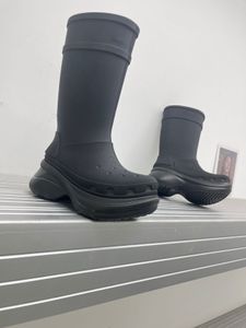 Mode Martin Designer knästövlar regn damskor Ankelbootficka Svart romersk känga Nylon Militärinspirerad Combat-logotyp liten Stor storlek EUR låg klack