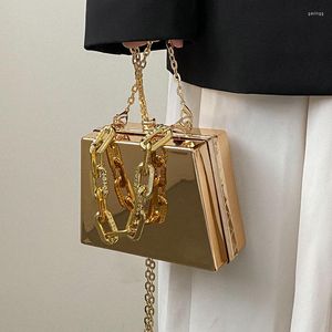 Bolsas de noite Gold Silver PVC Box Design Cadeia de ombro Crossbody For Women Bolsa de Festa 2022 Mini Bolsas de luxo e bolsas