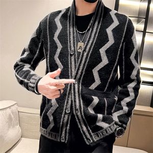 Blusas de masculinos contrastantes listras homens cardigan moda outono designer de inverno cardigan plus size size Inglaterra estilo cardigan jacote de malha 220929