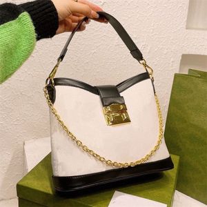 Küçük omuz çantası siyah deri deri altın tonlu donanım zinciri kilitleme ile çift g saplamalar ile koltuk altı çanta moda klasik kadın çanta