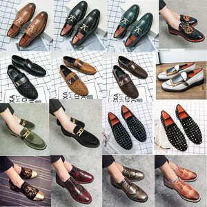 Luxury Brogues ręcznie robione w wysokiej jakości metalowe klamra dekoracyjne skórzane szwy szwy kryminałowy okrągłe palce męskie butę biznesową butów biznesowych mokasyny