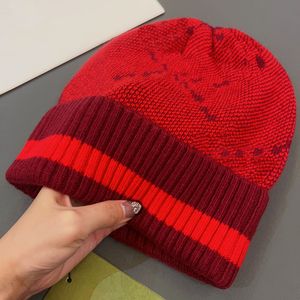 Frauen Luxus Bonnet Beanies Herren Designer Beanie Dot Brief Gedruckt Wolle Hüte Herbst Mode Straße Hut Stricken Lässig Ausgestattet Dome Caps Top