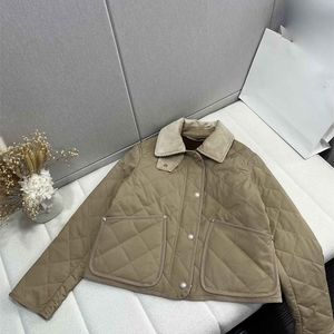 Womens Down Parkas Corduroy Collar Hundred med bomullskläder varm och bekväm hundra med fashionabla hösten 0811 220929