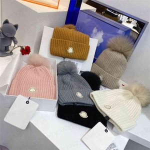 Beanie/Skull Caps Designer Skull Caps Fashion Fax Fur Pom Beanie Traspirante Mantieni caldo Cappello in cashmere per uomo Donna 6 colori Alta qualità