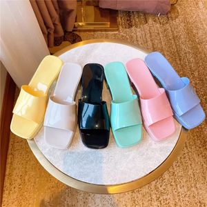 Frau Slipper Designer Dame Sandalen Sommer Jelly Slide High Heel Hausschuhe Luxusschuhe Damen Leder Alphabet Strandschuh