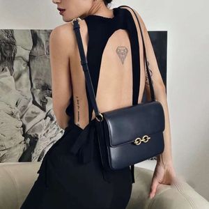 le maillon satchel in smooth leather bag front flap decorated magnetic curb-link chain detail shoulder bag genuine Designer luxury crossbody handbag purses