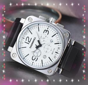 Top Model Men Sports Racing Watch Stopwatch Full Function Fashion Casual Clock Man Luxury Quartz Hour Hand Automatisk rörelse Importerat armbandsurbord