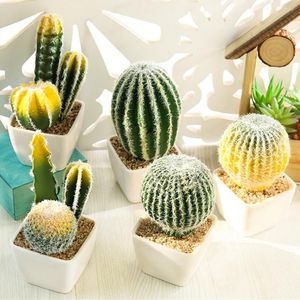 Fiori decorativi Piattente di cactus in plastica artificiale Pianta in vaso a pera in forcone senza pentola di simulazione ecologica Home Office Desktop