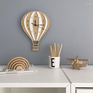 Relógios de parede Estilo nórdico Cartoon Air Balloon Clock Silent Time Crafts