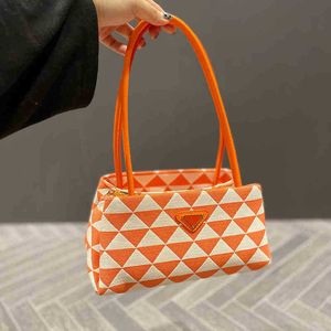 Totes pbag tote bag Треугольник сумочка Canvas Designer Bags Женщины с ручным плечами Классические дизайнерские кошельки 221209