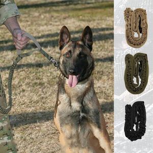 Hundhalsar 1 st elastisk mjuk taktisk militär husdjur valp koppel traktion rep bälte remmar tillbehör maskotas suministros para perros