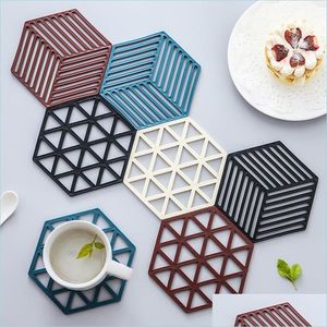 MATS PADS 1 PCS Lytwtws Novidade simples estilo nórdico Soft Sil Heat Insation Cup Table Coloque Mat Placemat Drinks Coasters Drop Delivery Dhfza