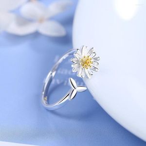 Pierścienie ślubne Przyjazdy urocze pierścień kwiatowy stokrotki dla kobiet Boho Knuckle Party Gothic Punk Jewelry Gifts Girls 2023
