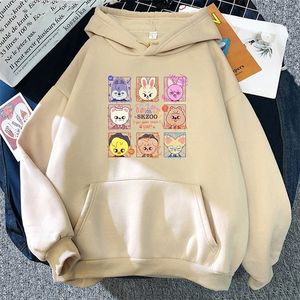 Damen Hoodies Sweatshirts Kpop Skzoo Stray Kids Niedliche K-Pop Frauen Kawaii Streetwear Harajuku Lose Winter K Pop Grafik Pullover Weiblich 220930