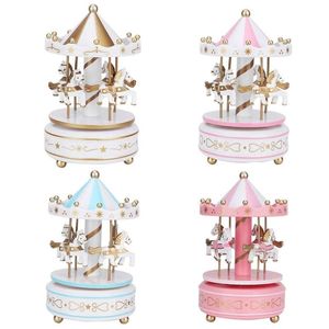 Dekorativa föremål Figurer Merry-Go-Round Music Boxes Wood Horse Roundabout Carousel Musical Plastic Christmas Gift Home Decor 220930