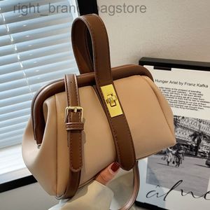 Popularne torebki na ramię torebki 2021 jesień i zima kobiety Retro luksusowy kontrastowy kolor Messenger wysokiej klasy przenośna torba Shell W220810