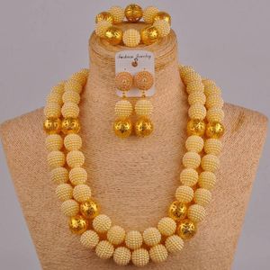 Oorbellen ketting inches kostuum goud Afrikaanse sieraden set beige gesimuleerde parel kralen nigeria bruiloft sieraden fzz61Earrings oorbellenarr