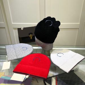 Sevimli kedi baskılı kafatası kapakları sonbahar kış ılık beanies yün örgü şapkalar kapak unisex spor yünlü bere şapkalar