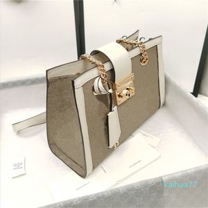 2022 Fashion Women's Square Bag Новое качество кожа кожа женская женская сумочка заклепки заклепы