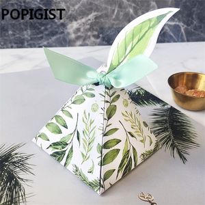 Favores do casamento Bomboniera Birthday Gift Box Green Forest Style Triangular Pyramid Flor Folhas Caixas de Candy Caixas Leaf Tagsribbon 220811