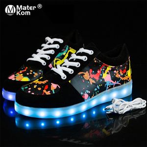 Size 27 41 Children Glowing Sneakers with Light Shoes Luminous for Boys Girls Krasovki Backlight Kid sole 220811