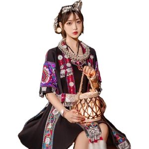 女性のためのミャオエスニック服古代舞台パフォーマンスコスチュームguizhou and Hunan Minority Clothinghmong Photographyセクシーな衣服