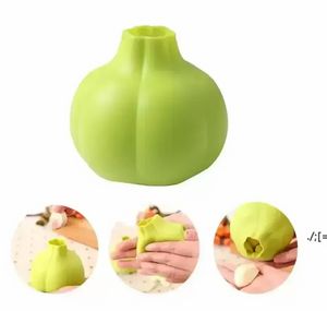 Pelapatate per aglio in silicone Cucina creativa Pratico strumento per grattugiare l'aglio Home Dispositivo per sbucciare l'aglio super morbido Attrezzo da cucina FY3834 0811