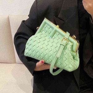 Texture French Bag 2023 New Women's Sling en axel Messenger Clip Buckle Shell Pures Clearance Sale