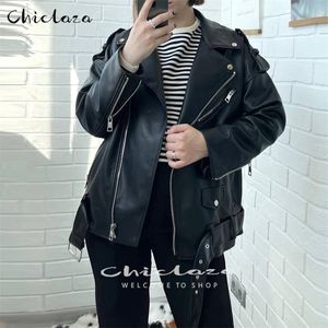 CHICLAZA Women Spring Fashion Black Faux Leather Jacket Ladies Casual Zipper Biker Coat Female Autumn Loose Couple Outwear 220818
