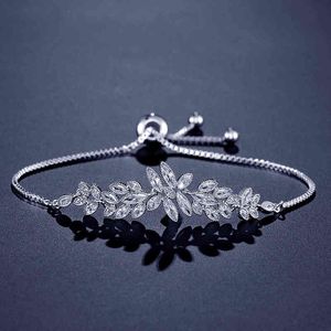Designer 2022 Luxury Silver Color On Hand Armband Bangle for Women Justerbar årsdag gåva Smycken Bulk Sell S6108