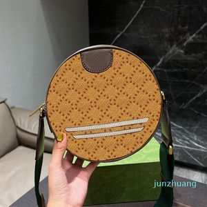 Erkekler Crossbody Mini Bag Kadınlar Dairesel Omuz Çantaları Cluch Coun Curse Unisex Moda El Çantaları Yüksek kaliteli deri ayarlanabilir kayış klasik harf donanımı 2022