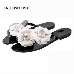 Summer Women Sandals Flip Flops Outside Women Slippers Female Beach Shoes with Floral Ladies jelly shoes sandalias mujer MX200407