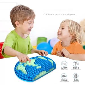 PERSPETTO DEL PARTY 30 cm di grandi dimensioni Luminose Mappa del mondo MAPPIA GIANT PULLSW PULLS PUSH BOBLE SILICON POPOLARE GIOCO DI PAVERE SENSE