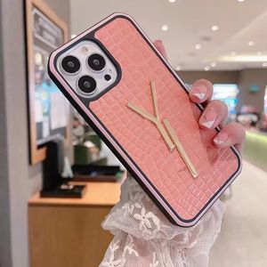 6色のデザイナー電話ケース革張りの革張りのケースIPhone 11 12Pro 13 Pro Max XS XS XS XS XS GOLD Y MEN SHOUME PHONE COVER PINK RED