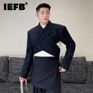 IEFB Moda de moda masculina Cruz Cross Ajustável vestindo blazers sem costas entalhes de manga comprida jaqueta de traje curto outono 220819