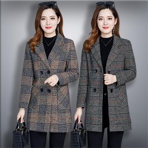 Blended Wool Coat Women Plaid Jacket Autumn Winter Mid Long Slim coats Jackets Ladies Double Breasted Elegant Woolen Outerwear 220819